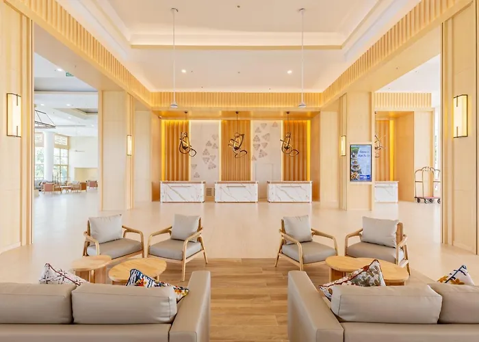 Glenmarie Hotel And Golf Resort